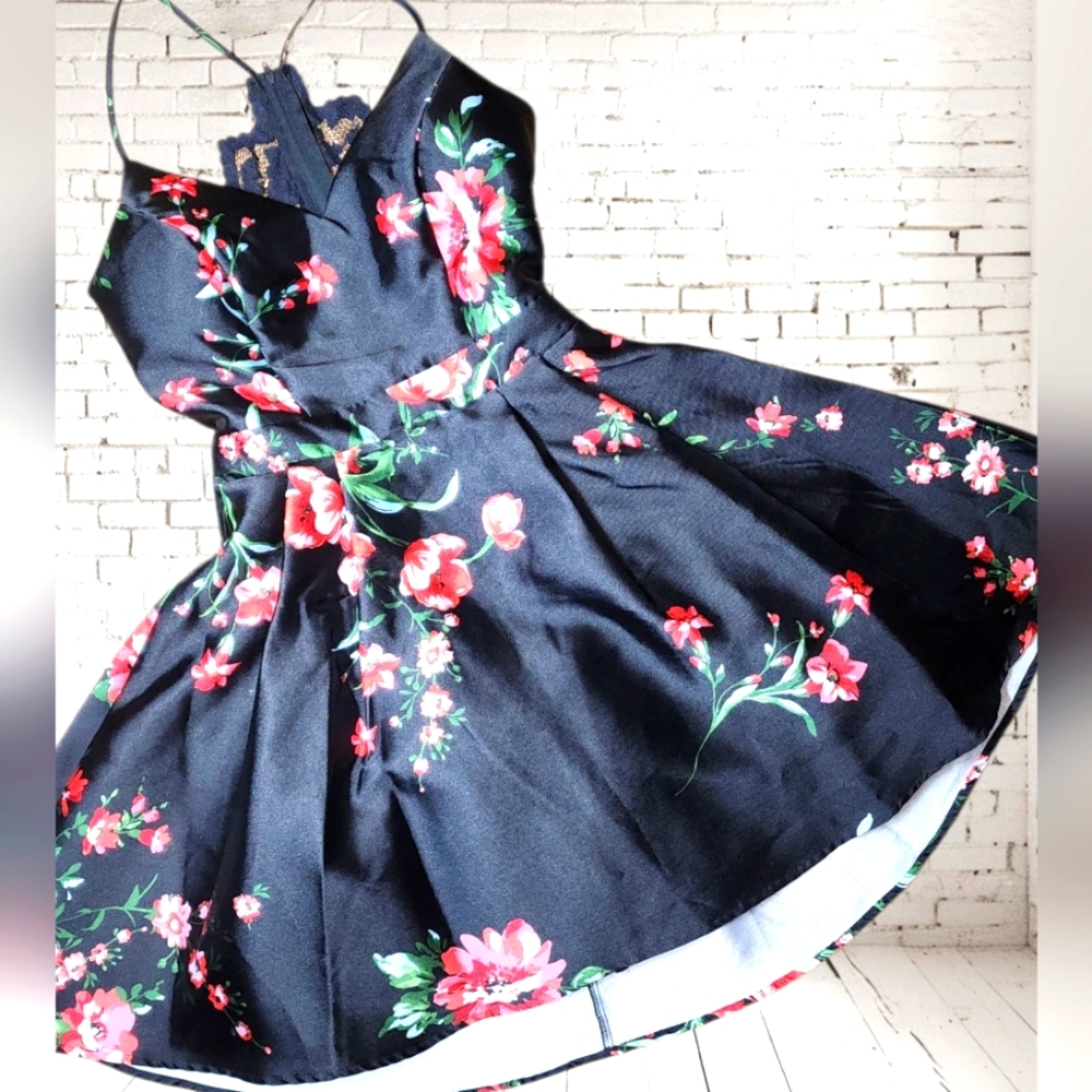B. Smart Navy Floral Fit & Flare Lace Bodice Dress w/ Crinoline Size 3